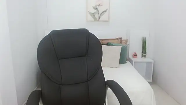 Snapshot of liseth_fox chatting on 01/31/25, 03:11 liseth fox online show from 01/31/25, 03:11