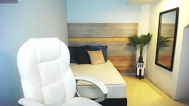 Snapshot of liseth_fox chatting on 02/07/25, 07:38 liseth fox online show from 02/07/25, 07:38