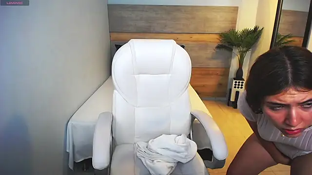 Snapshot of liseth_fox chatting on 02/27/25, 02:32 liseth fox online show from 02/27/25, 02:32