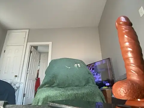 Snapshot of ChiRaqb8 chatting on 11/01/25, 04:09 ChiRaqb8 online show from 11/01/25, 04:09