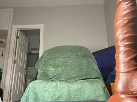 Snapshot of ChiRaqb8 chatting on 11/10/25, 02:54 ChiRaqb8 online show from 11/10/25, 02:54