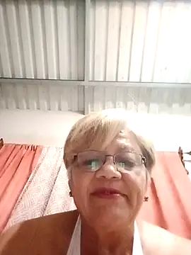 Madrastrahot69 online show from 10/01/25, 05:24