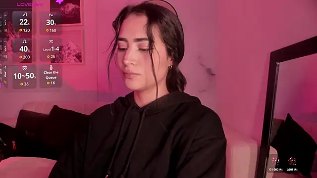 lara madisson online show from 10/07/25, 07:05