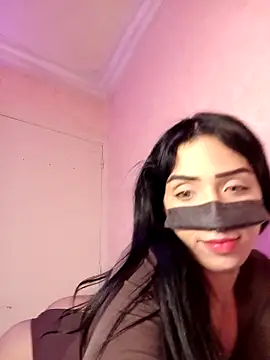 ---sophia--- online show from 04/05/26, 10:23