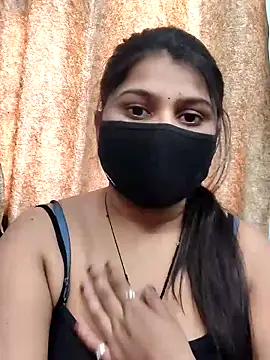 Hotty-simran online show from 02/06/26, 04:39