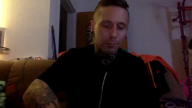 Schabernack1990 online show from 12/20/24, 03:03