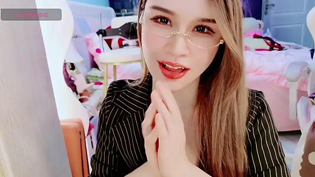 HU131452 online show from 12/10/24, 11:19