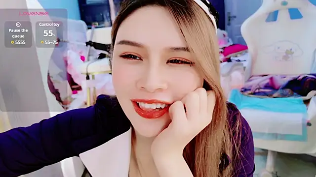 HU131452 online show from 12/14/24, 11:34