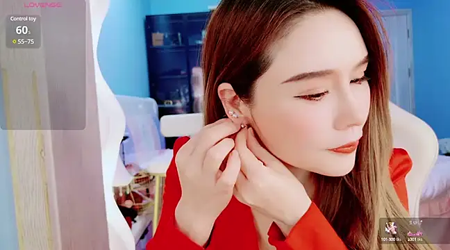 HU131452 online show from 03/21/25, 11:12