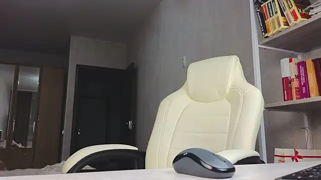 Marietta Castro online show from 02/05/26, 02:11