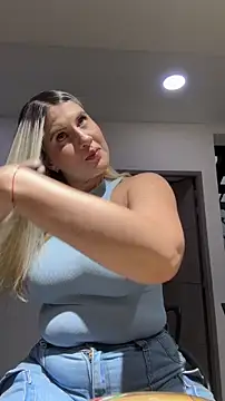 EmiilyAdams  online show from 03/11/26, 09:43