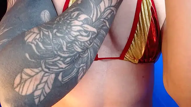 dannafitness online show from 10/28/25, 02:31