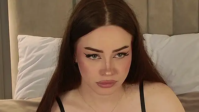 Snapshot of AnneSand chatting on 06/08/26, 03:40 AnneSand online show from 06/08/26, 03:40
