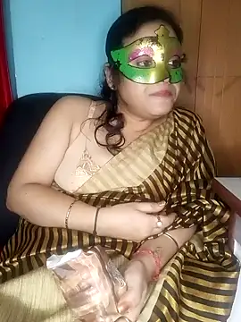 Snapshot of LOVERIAKOL chatting on 01/15/25, 01:52 LOVERIAKOL online show from 01/15/25, 01:52