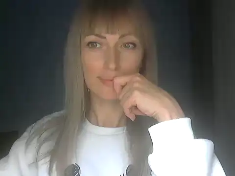 EffectMaya online show from 04/16/26, 06:41