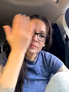 BeautifulMesss online show from 10/30/25, 02:51