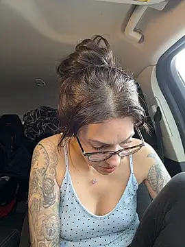 BeautifulMesss online show from 03/19/26, 04:33