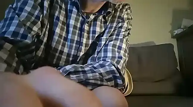 Snapshot of Zed0l1Mod chatting on 12/16/24, 07:48 Zed0l1Mod online show from 12/16/24, 07:48