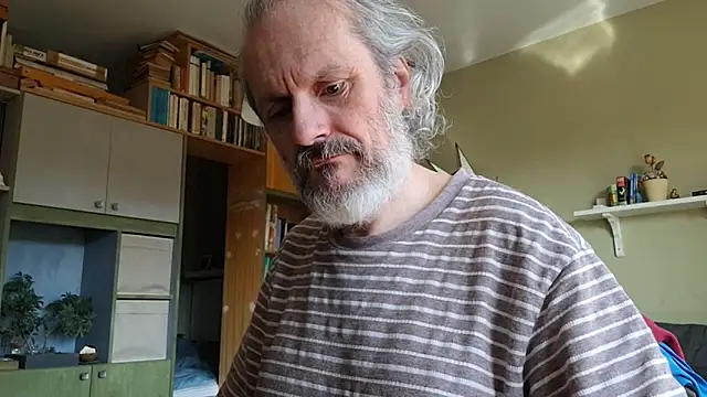 Snapshot of Zed0l1Mod chatting on 03/09/26, 09:02 Zed0l1Mod online show from 03/09/26, 09:02