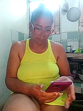 Snapshot of sorbetico_perverse chatting on 03/03/25, 02:04 sorbetico perverse online show from 03/03/25, 02:04