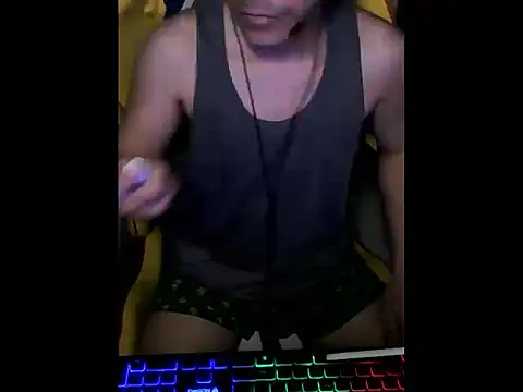 cloudyth1994 online show from 03/04/25, 05:24