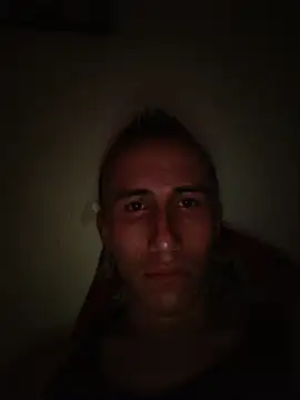 Snapshot of jacksonroy_ chatting on 11/28/25, 03:36 jacksonroy online show from 11/28/25, 03:36