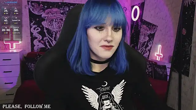 little Elika online show from 12/06/24, 09:57