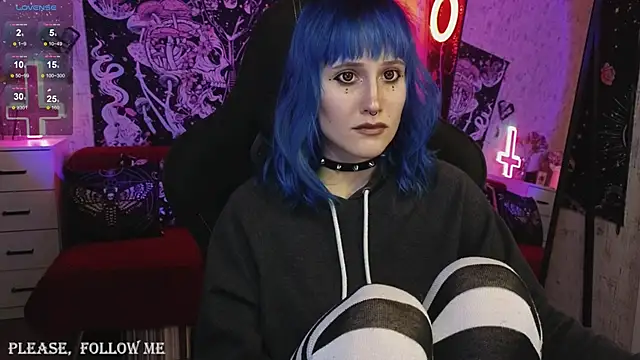 little Elika online show from 01/19/25, 08:51