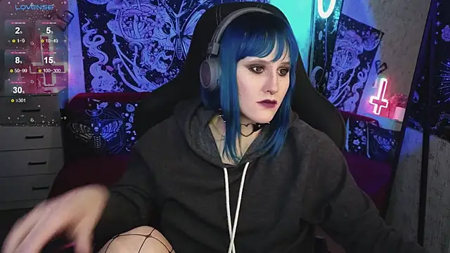 little Elika online show from 02/27/25, 12:43