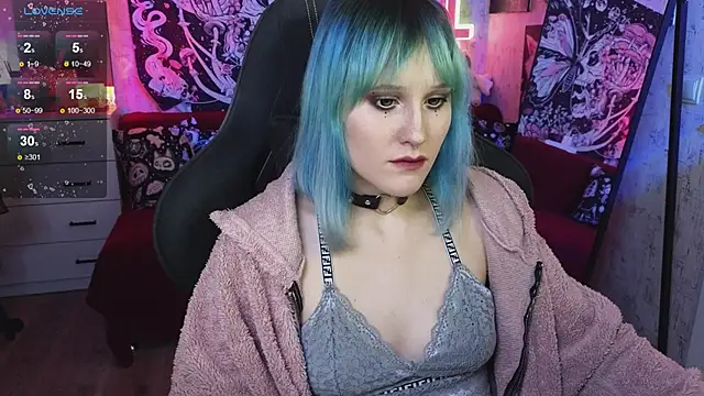 little Elika online show from 12/15/25, 09:30