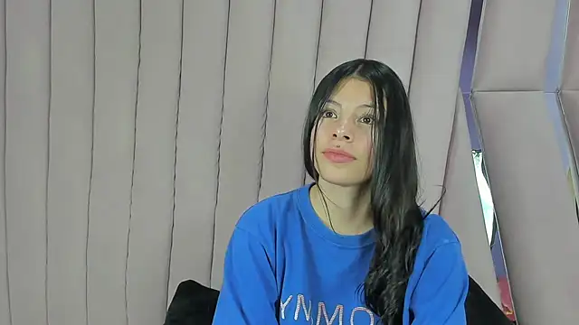 Sasha Petitte online show from 10/09/25, 04:43