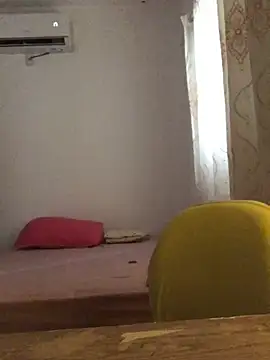 Snapshot of lollitta-33677 chatting on 01/16/25, 09:40 lollitta-33677 online show from 01/16/25, 09:40