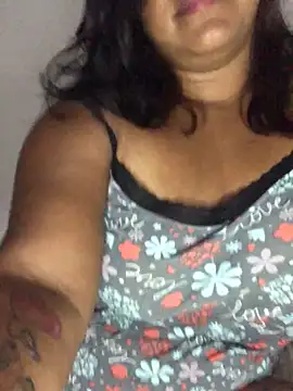 Snapshot of lollitta-33677 chatting on 03/05/25, 06:54 lollitta-33677 online show from 03/05/25, 06:54