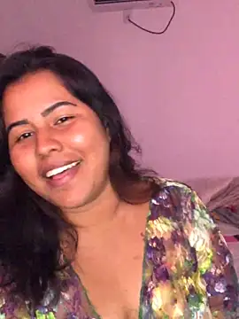 Snapshot of lollitta-33677 chatting on 03/09/25, 12:00 lollitta-33677 online show from 03/09/25, 12:00