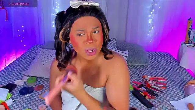 CuteRomi online show from 12/29/24, 01:13