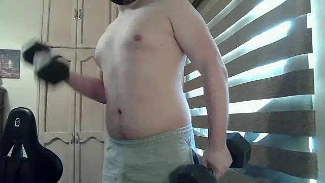 Himbo fox online show from 04/30/26, 08:15