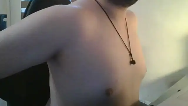 Snapshot of Himbo_fox chatting on 07/11/26, 11:39 Himbo fox online show from 07/11/26, 11:39