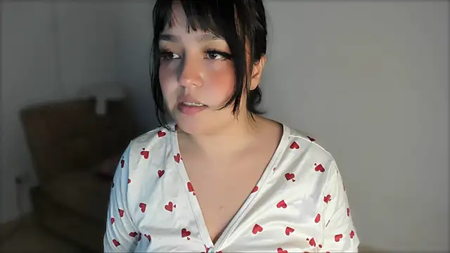 Snapshot of ValeryySoto_ chatting on 03/21/25, 04:39 ValeryySoto online show from 03/21/25, 04:39