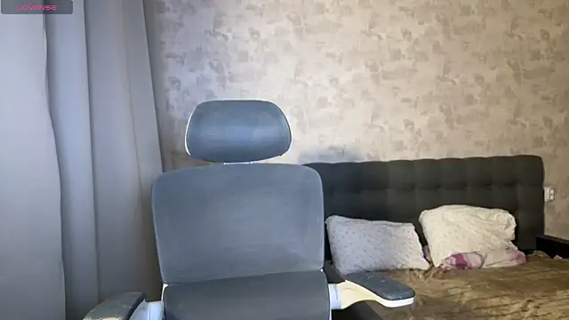 weshycouple online show from 03/01/25, 07:15