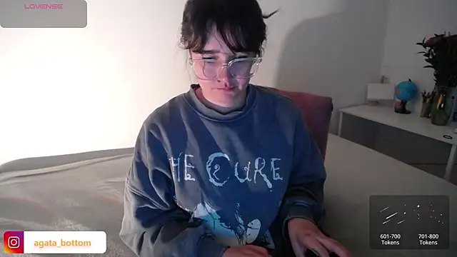 NewAgatha Bolton online show from 12/13/25, 11:32