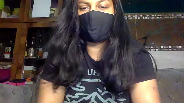 HaaniKaur online show from 01/05/26, 05:49