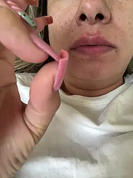 xLadyScarlettx online show from 02/16/25, 03:05