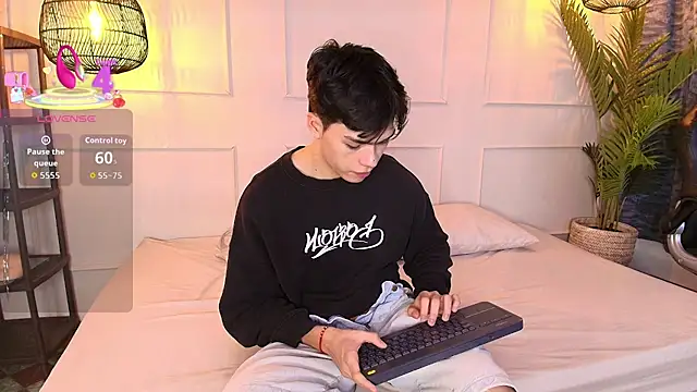 luandy online show from 12/22/25, 09:01