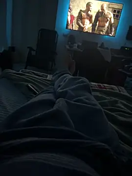 Snapshot of Lucom23 chatting on 11/21/25, 07:45 Lucom23 online show from 11/21/25, 07:45