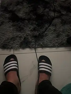 Snapshot of Lucom23 chatting on 02/21/26, 01:39 Lucom23 online show from 02/21/26, 01:39