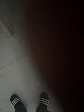 Snapshot of Lucom23 chatting on 02/26/26, 06:12 Lucom23 online show from 02/26/26, 06:12