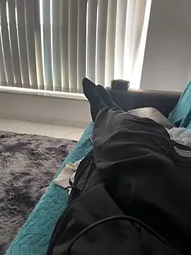 Lucom23 online show from 04/17/26, 04:54