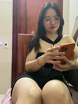 LiLi-Kirix99 online show from 06/01/26, 08:32