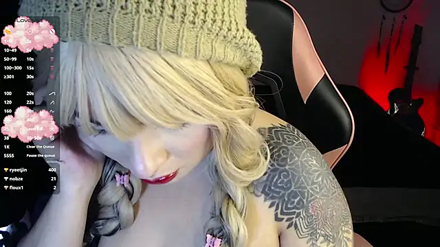 Theprojectsaraa online show from 10/20/25, 09:04