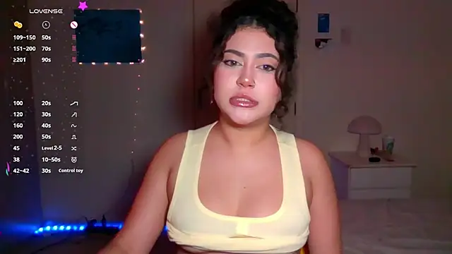 ann4montez  online show from 09/18/25, 06:04